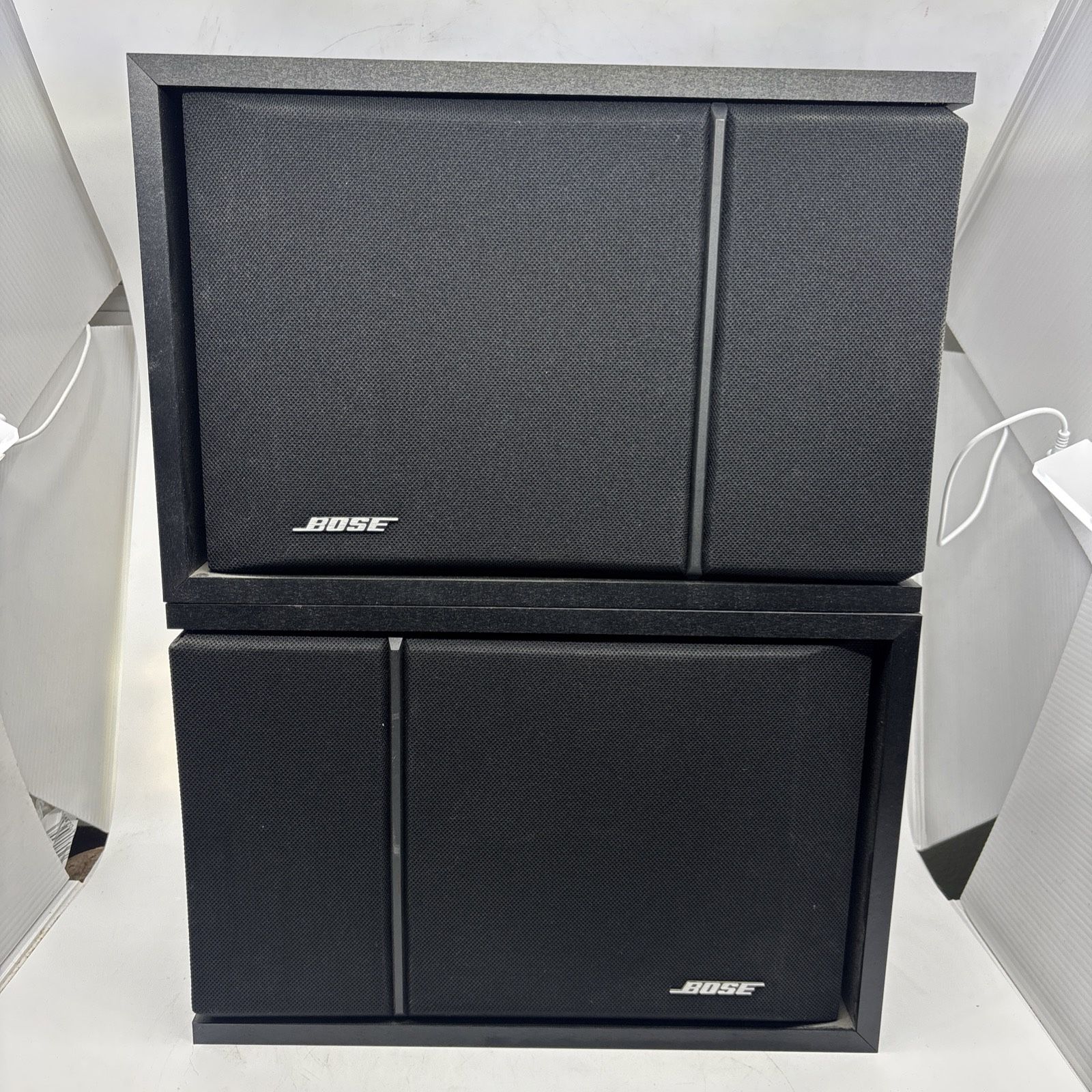 Pair BOSE 201 Series III Direct Reflecting Bookshelf Speakers. Black. Excellent 