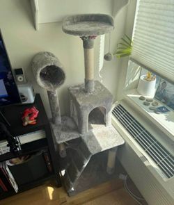 54” Cat Tree & Cat Christmas House