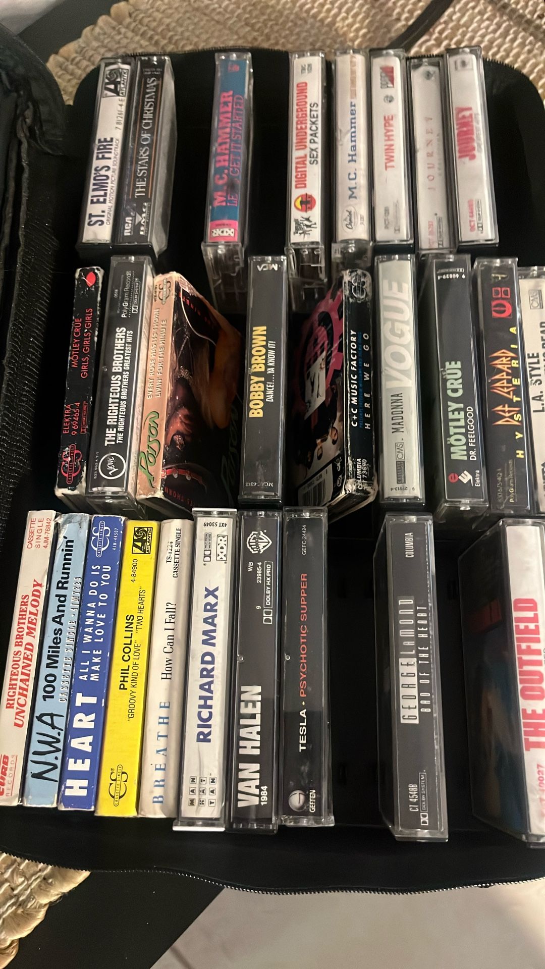28 Cassette Tapes With Case Various Artists 