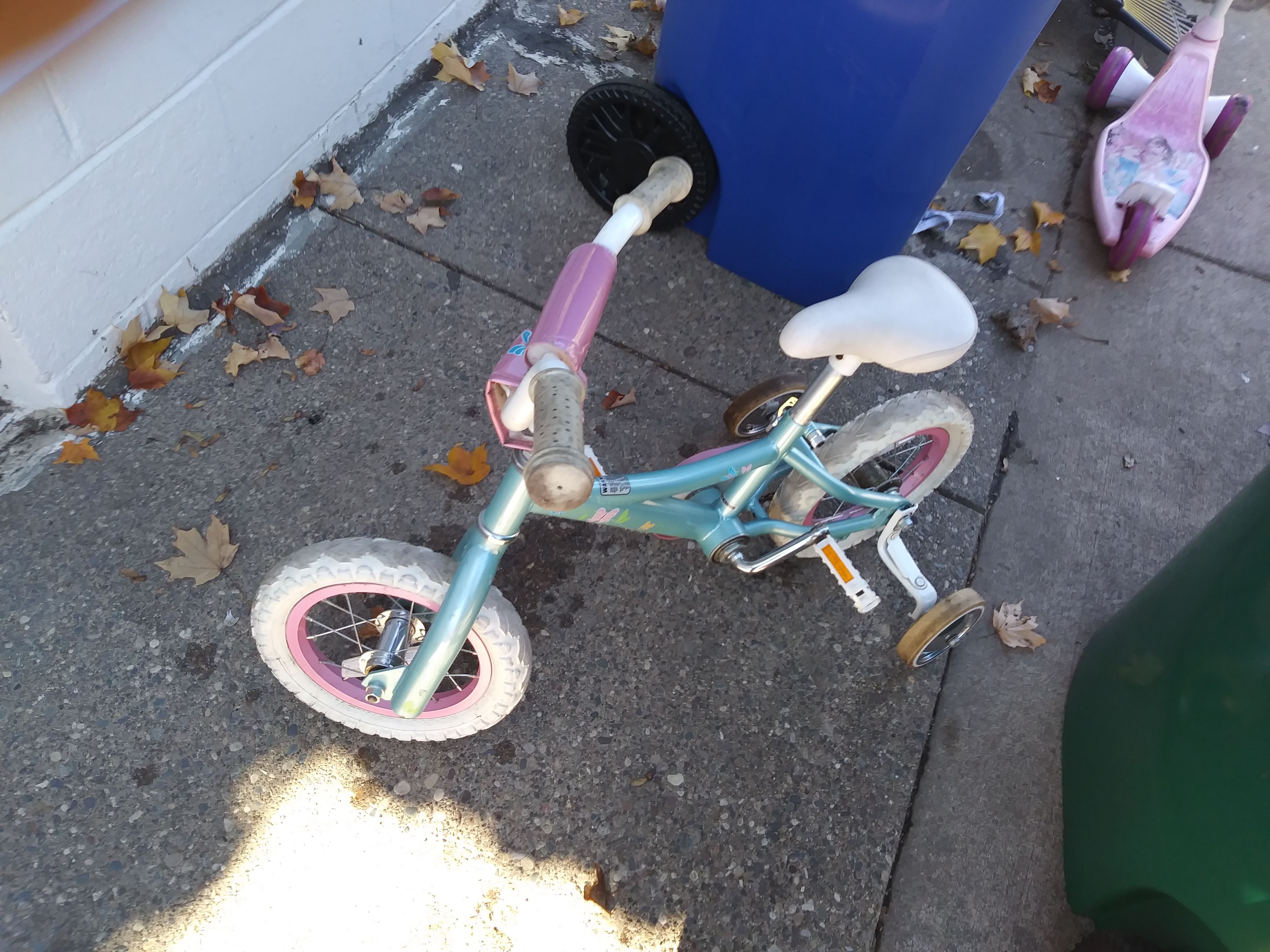 Kids bike