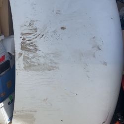 2006 Chevy Tahoe Hood