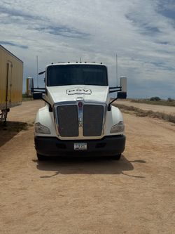 2015 Kenworth T680 8 Speed Eaton Fuller