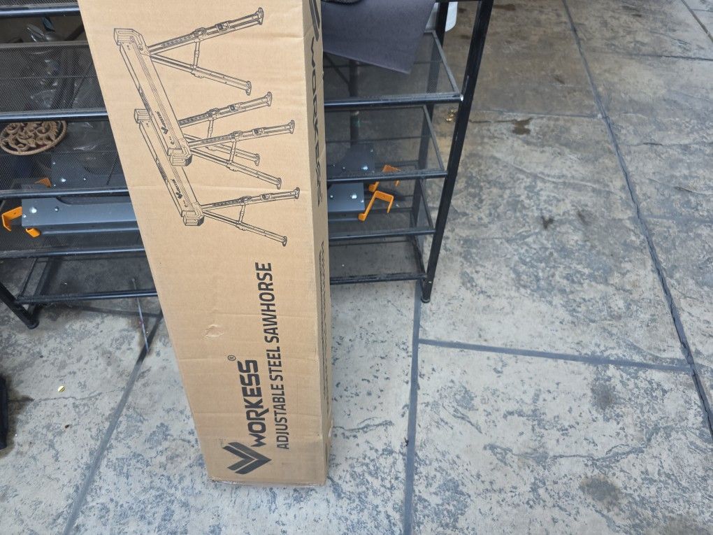 Adjustable Steel Sawhorse