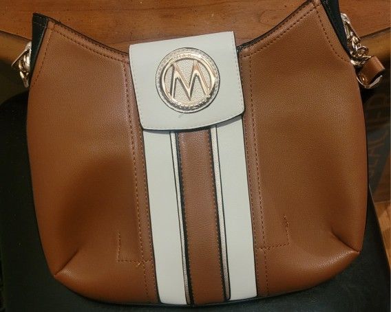 Mia K Purse