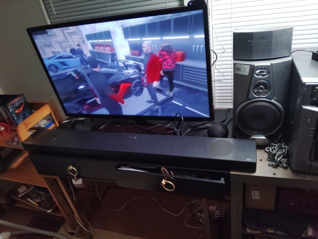 Lg Sound Bar W/Meridian