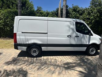 2019 Mercedes-Benz Sprinter 2500