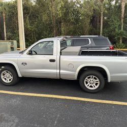 2003 Dodge Dakota