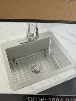 Stainless Elkay Sink 25L 22w 9 Deep