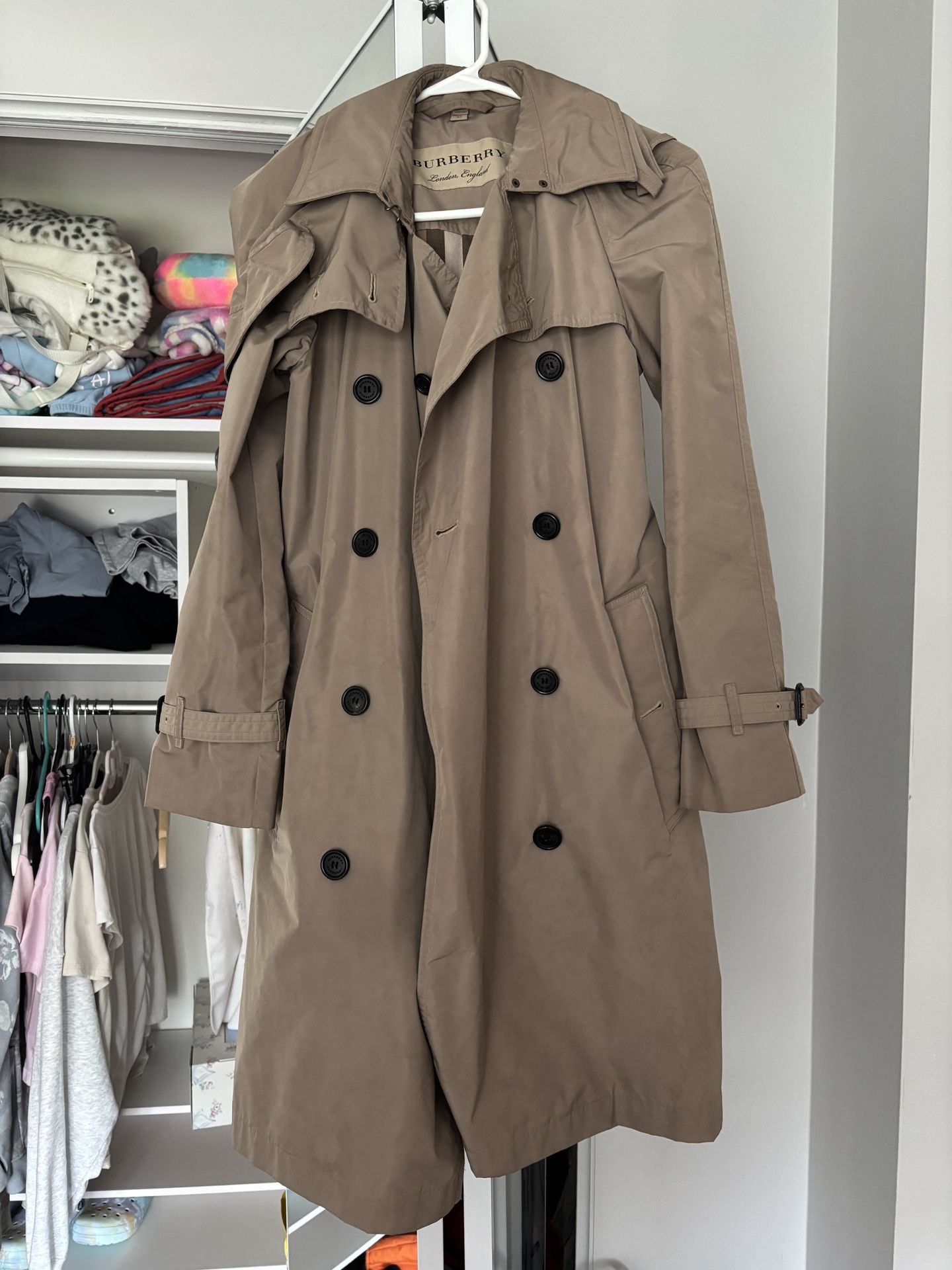 Burberry coat Size 4
