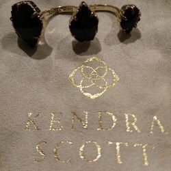 Kendra  Scott  Beautiful Black Stone double Ring
