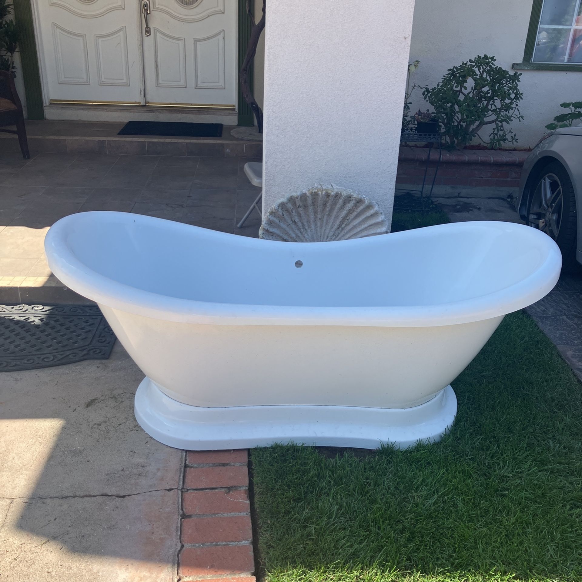 Fiberglass Tub
