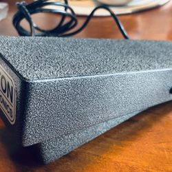 Hilton Volume pedal Powered!!!!  Model ME-262