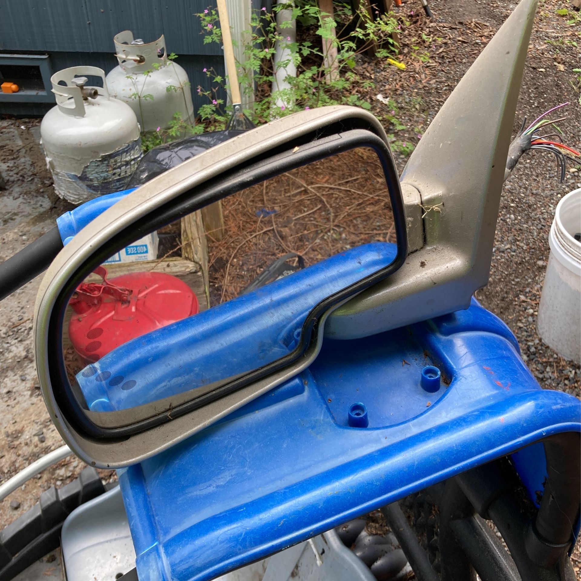 Electric Mirror 2004 GMC Yukon