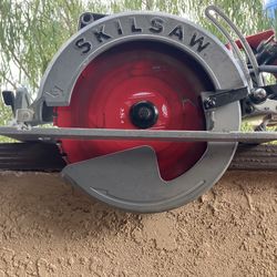 SKILSAW SPT70WM-01 15 Amp 10-1/4" Magnesium SAWSQUATCH Worm Drive