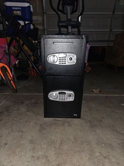 Brand New Stacked Safe $100  Pickup Only 