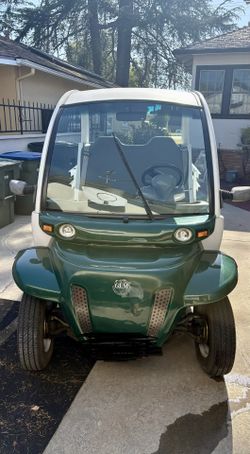 GEM CAR 2001