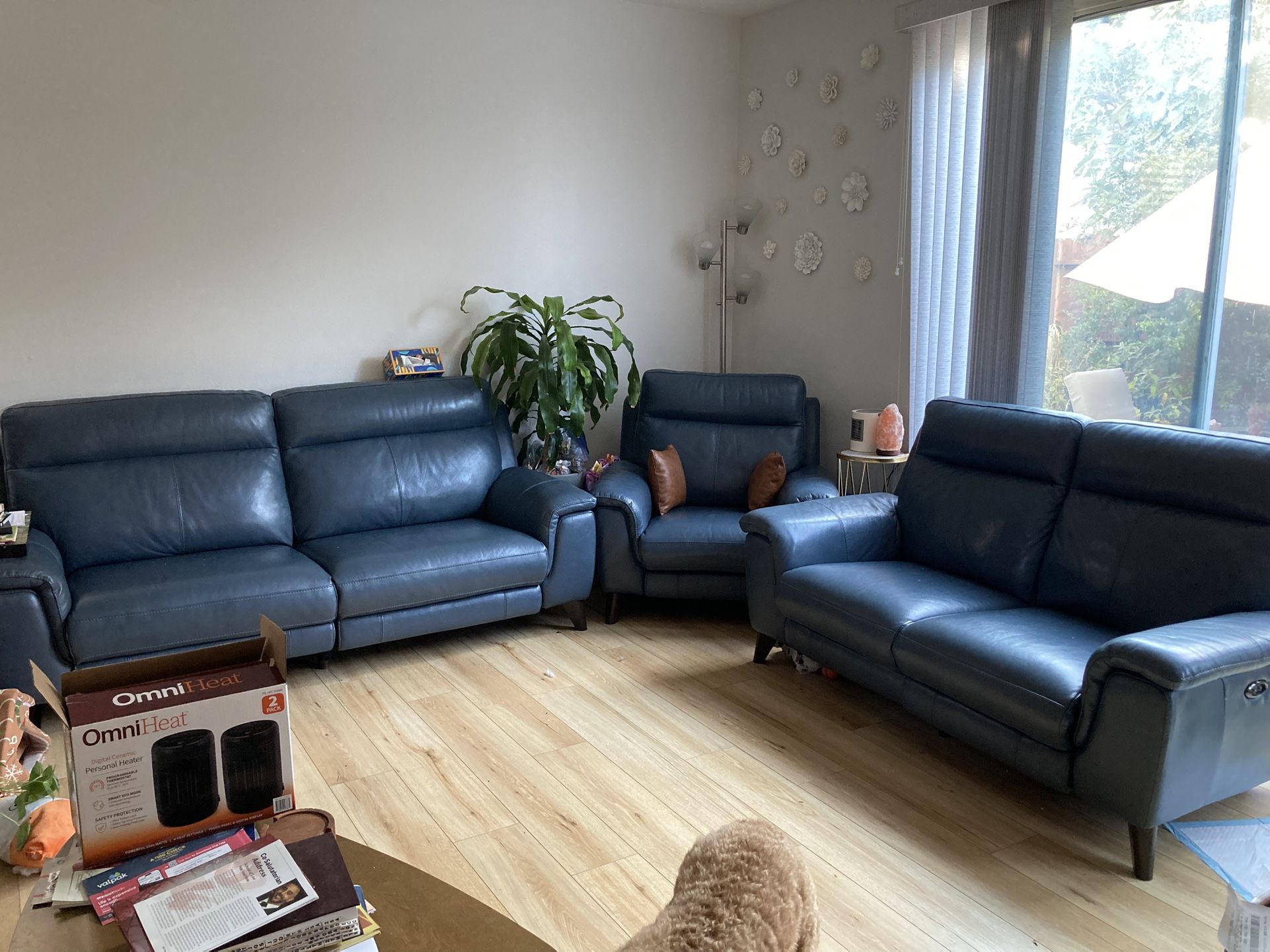 3 Piece Leather Sofa, Love Seat And Corner Chair With Recliner S And USB Phone Chargers