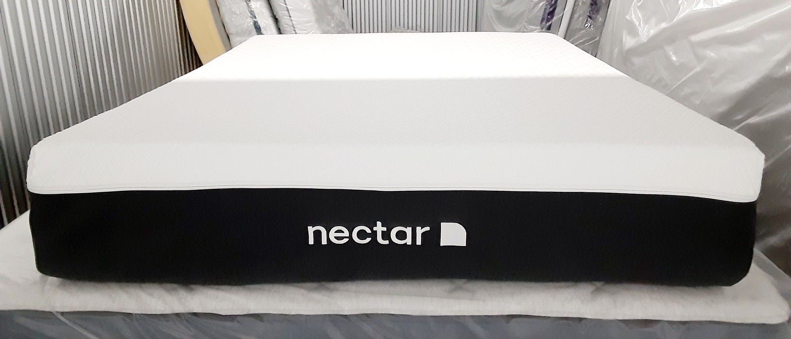 Nectar Lush Mattress Queen Size Mfg 04-2021