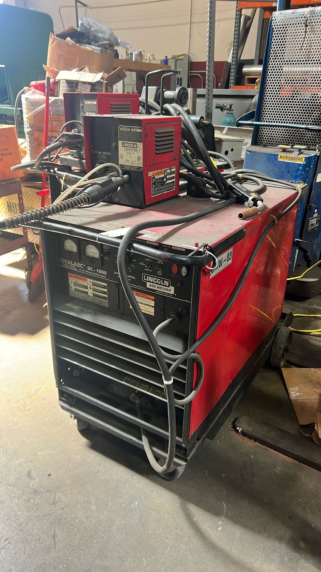 IDEALARC. DC-1000 MiG Welding Machine