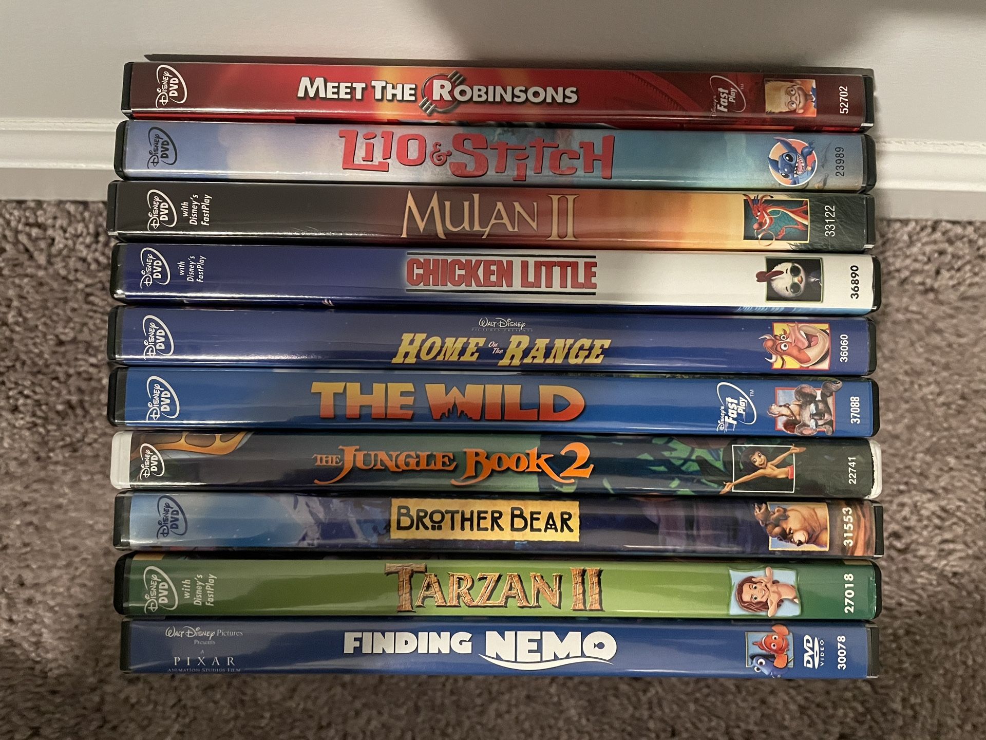 Disney kids dvds (READ DESCRIPTION)