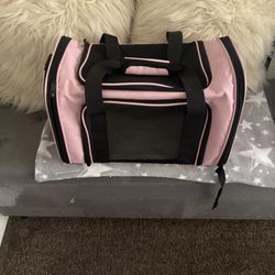 Cosas Para Una Gatita, 5 Ampolletas Para Las Pulgas, Cat Tree, 2 Cepillos, 1 Corta Uñas, Platitos, Y Juguetes