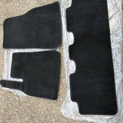 2024 Tesla Model Y Stock Floor Mats
