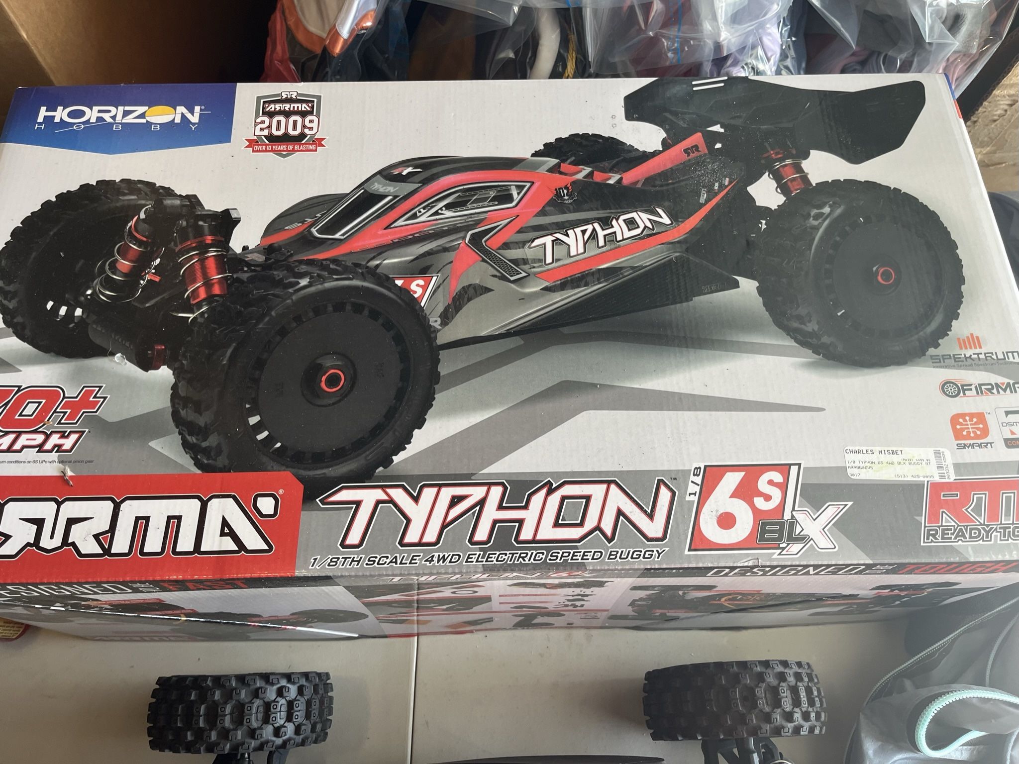 Aroma Typhoon 6s BLX Brushless RTR 1/8 4wd Buggy, Excellent Condition, 4 Batteries, Smart Charger. 