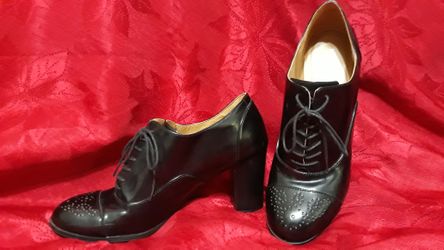 Womens Nine West Shoes - size 10