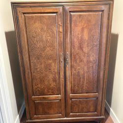 Cabinet Dresser