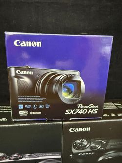 Canon SX740HS Black or Silver available 