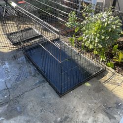 Excellent Condition Big Pet Crate 