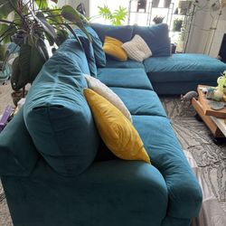 2 Pc Living Spaces Sierra Down Sectional 