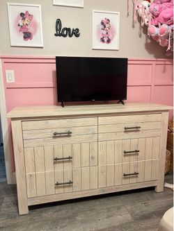 6 Drawer Dresser