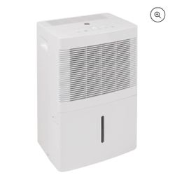 GE Dehumidifier  30 Pints Like New