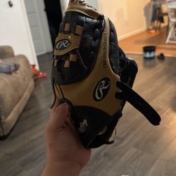 Rawlings Tball Glove 