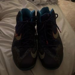 Nike LeBron High-Top Basketball Sneakers