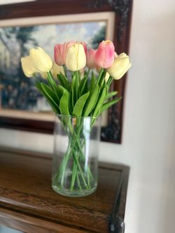 Artificial Tulip Bouquet in Glass Vase