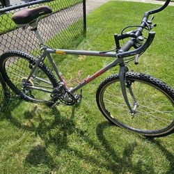 Specialized Rock Hopper Comp 26" Very Lite Weight Mountain Bike 