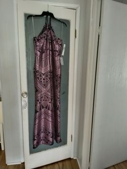 Brand new w tags, gorgeous pink & black women's formal dress