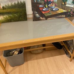 Wood Frame Table 