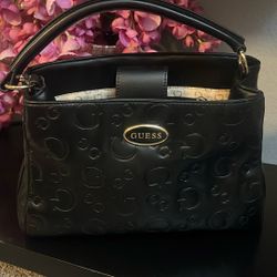 Guess Purse Black