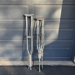 Crutches 