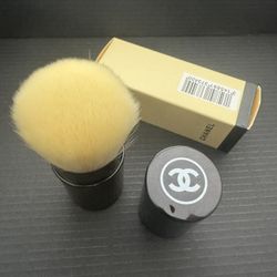 Chanel Les Beiges Retractable Kabuki Brush ~NEW~