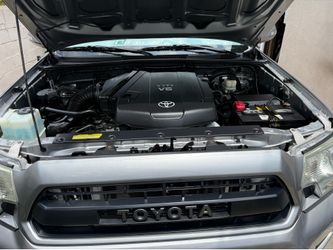 2015 Toyota Tacoma 4X4 6 speed Manual