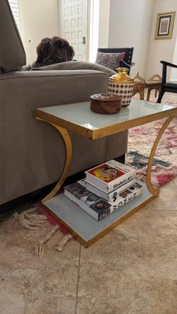 Pair of 2 side tables