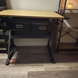 Tilting Art Desk