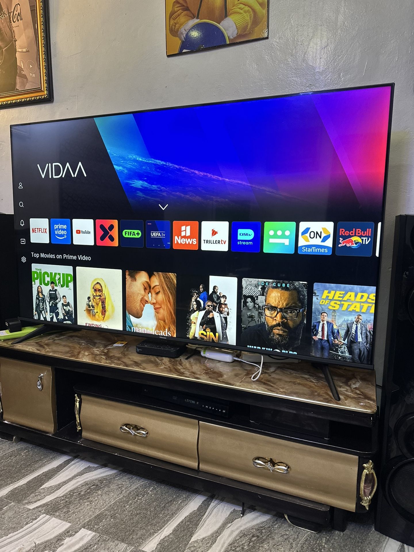Hisense Smart LED TV 75inches 