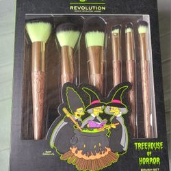 Revolution- The Simpsons Make Up Kit