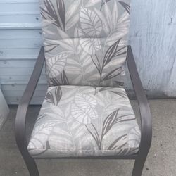 1 Patio Deck Strong Chair with outdoor Cushion 🚚 extra tumbona de patio con cojín