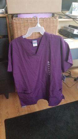 Cherokee Workwear Scrub Top Style 4 700 V-neck Eggplant size L